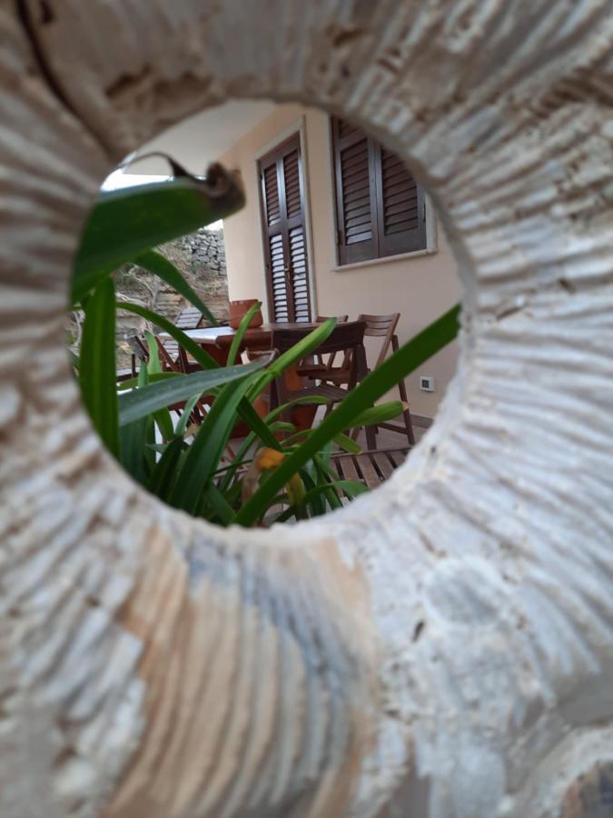 Villa Oblo Фавиньяна Экстерьер фото